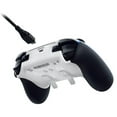 thumbnail image 2 of Razer Wolverine V2 Pro - Manette de gaming pro sans fil pour PS5™ et PC, 2 of 8