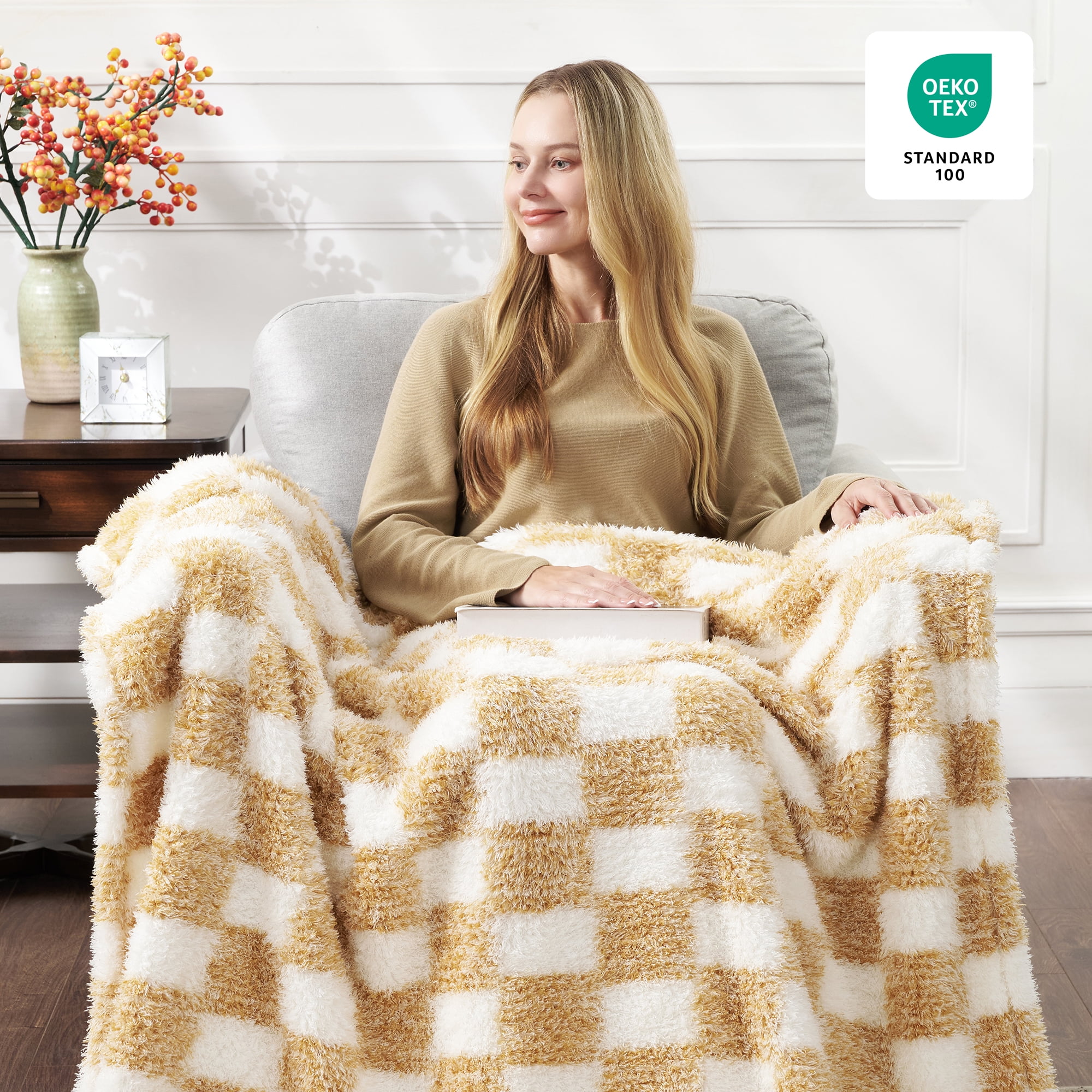 CBCHome Checkered Chenille Furry Throw Blanket – Soft Plush Cozy Dorm Room Essential, for Sofa and Bed, Graduation Gift for Her and Teens (Amber Gold, 50"x60")
