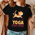 thumbnail image 2 of Mon Chat Est Mon Partenaire de Yoga T-Shirt Imprimé Femmes Hommes Été Décontracté Manches Courtes Col Rond Hauts T-Shirts Mode HM374-Rouge L, 2 of 5