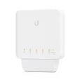 thumbnail image 1 of Conmutador Ubiquiti PoE de 5 puertos Gigabit 802.3bt para interior/exterior, 1 of 9