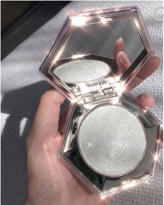 001 Diamond Highlighter