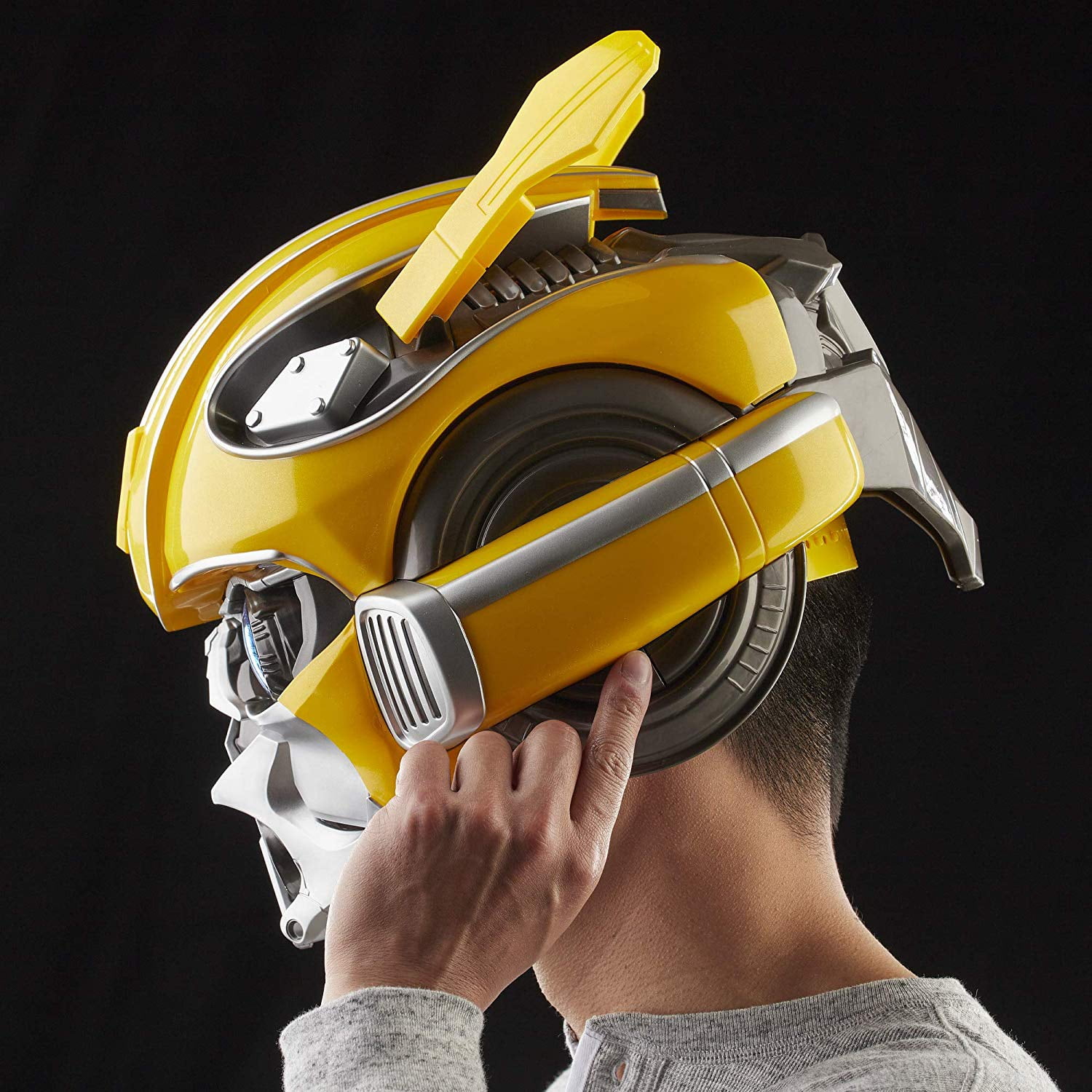 Transformers Studio Series Bumblebee Showcase Helmet