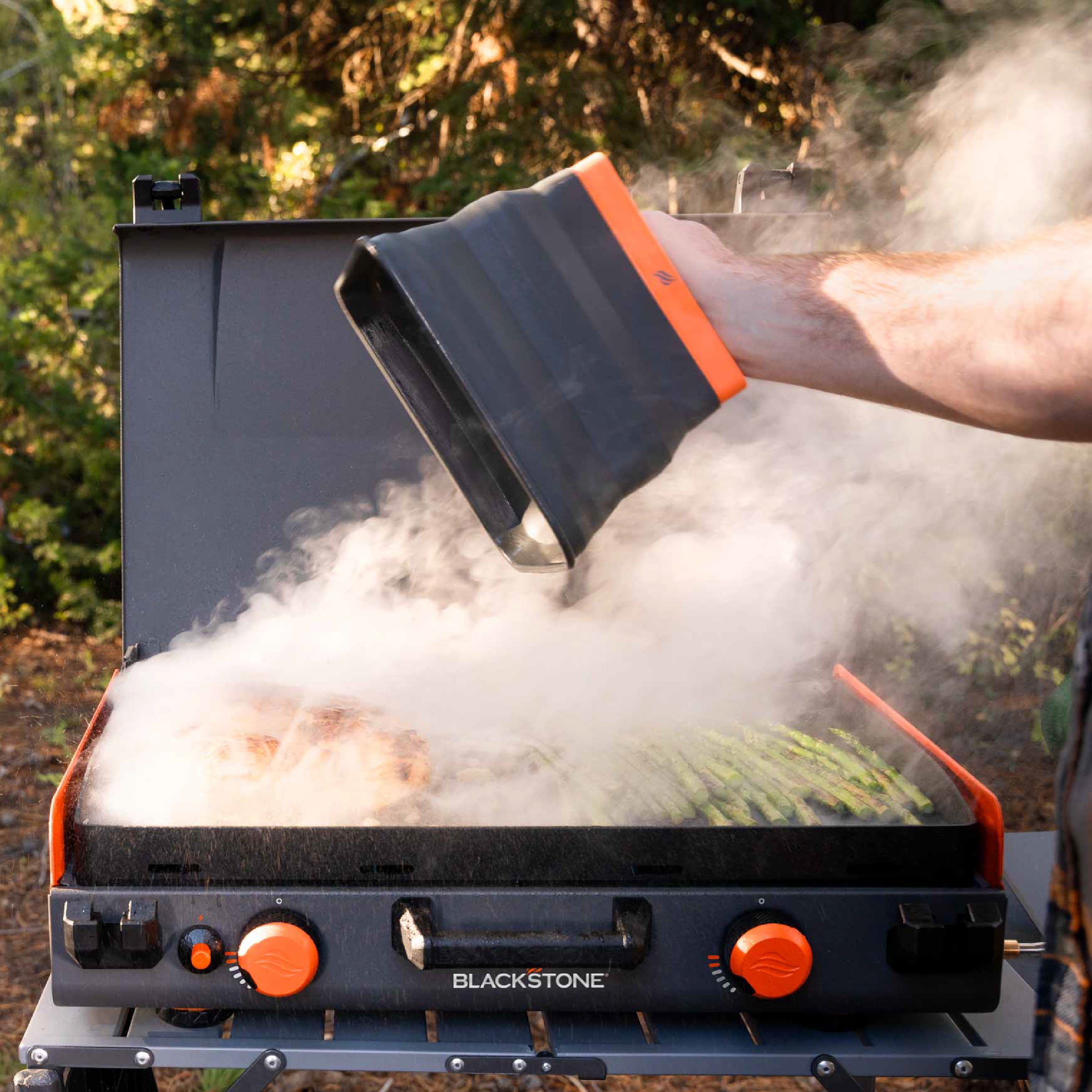 Blackstone Adventure Ready Collapsible Basting Dome