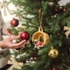thumbnail image 5 of Adornos Navideños Personalizados: Adornos para Árbol Genealógico con Fotos Personalizadas para Chimenea, Coche y Hogar | Regalos de Nacimiento, Boda y Aniversario, 5 of 5