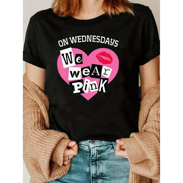 T-Shirt Décontracté à Col Rond pour Femmes avec Imprimé Cœur "Wednesday We Wear Pink", Tissu Tricoté, Légèrement Extensible, Manches Courtes, Coupe Régulière, Haut Toutes Saisons pour Orientation Saint-Valentin - StyleFather'S D