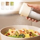 thumbnail image 1 of XWSHYW Utensilios y Gadgets de Cocina. Pimentero Cuantitativo Tipo Empuje Botella de Condimento Cocina Control Sólido Botella de Condimento con Tapa Cocina Condimento Tarro Dispensador Botella, 1 of 3