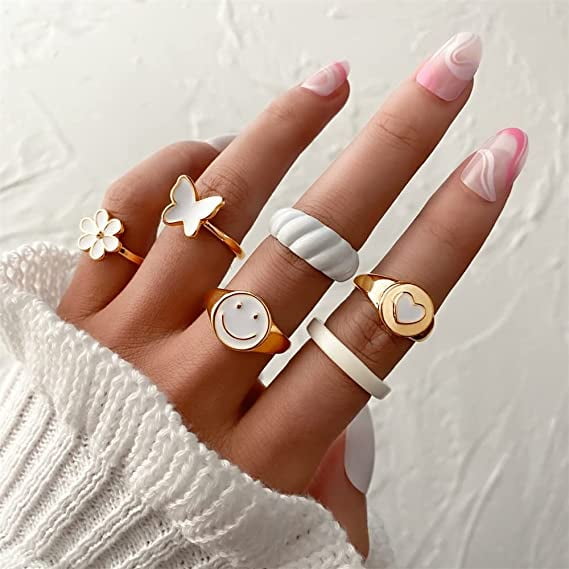 Chicas con anillos new arrivals