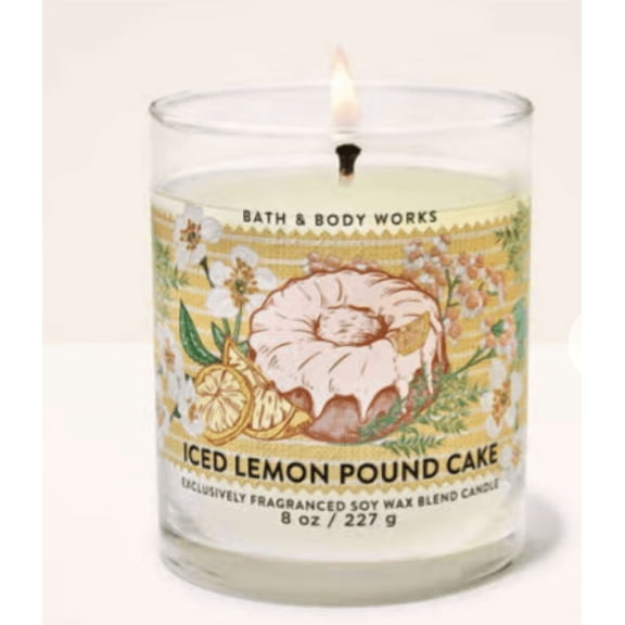 Bath & Body Works Iced Lemon Pound Cake Single Wick Candle 8 oz