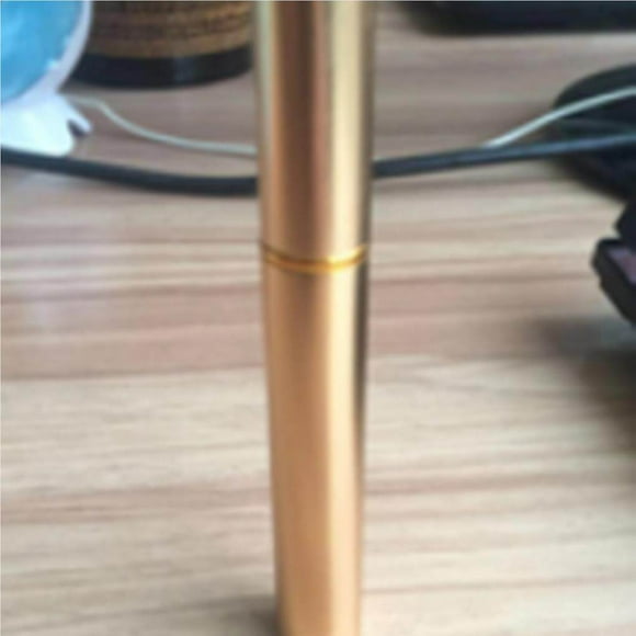 destyer eyelash serum