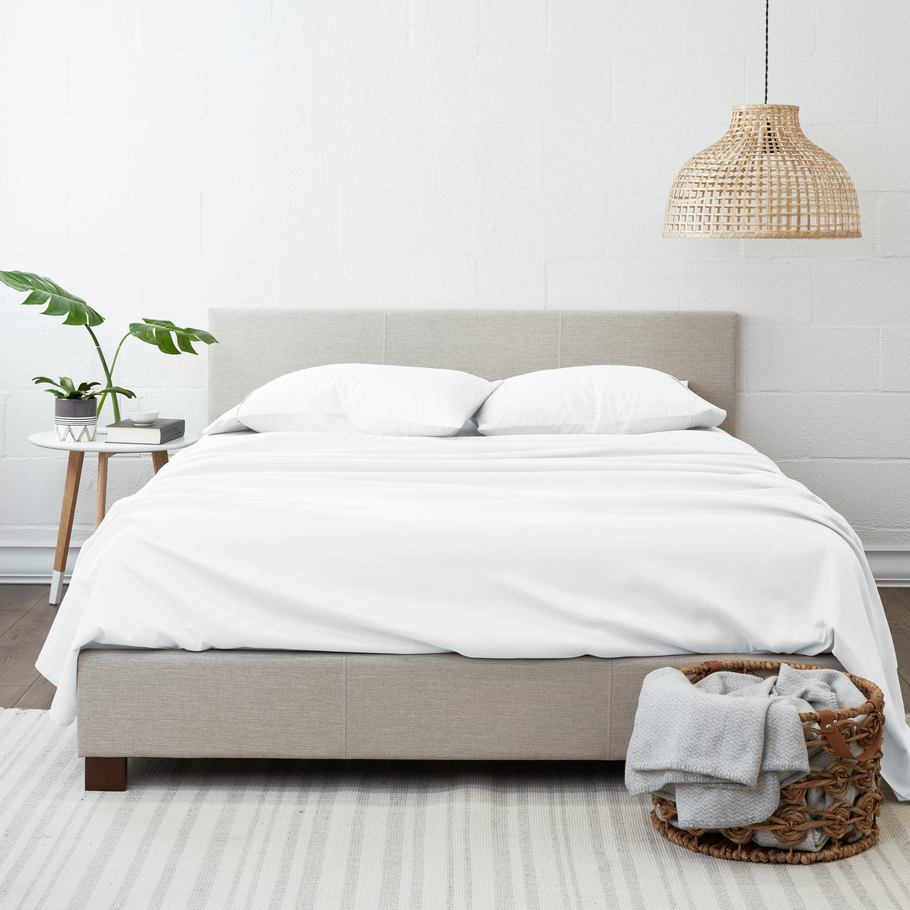 Noble Linens 4 Piece Solid Microfiber Bed Sheet Set, White, TwinXL