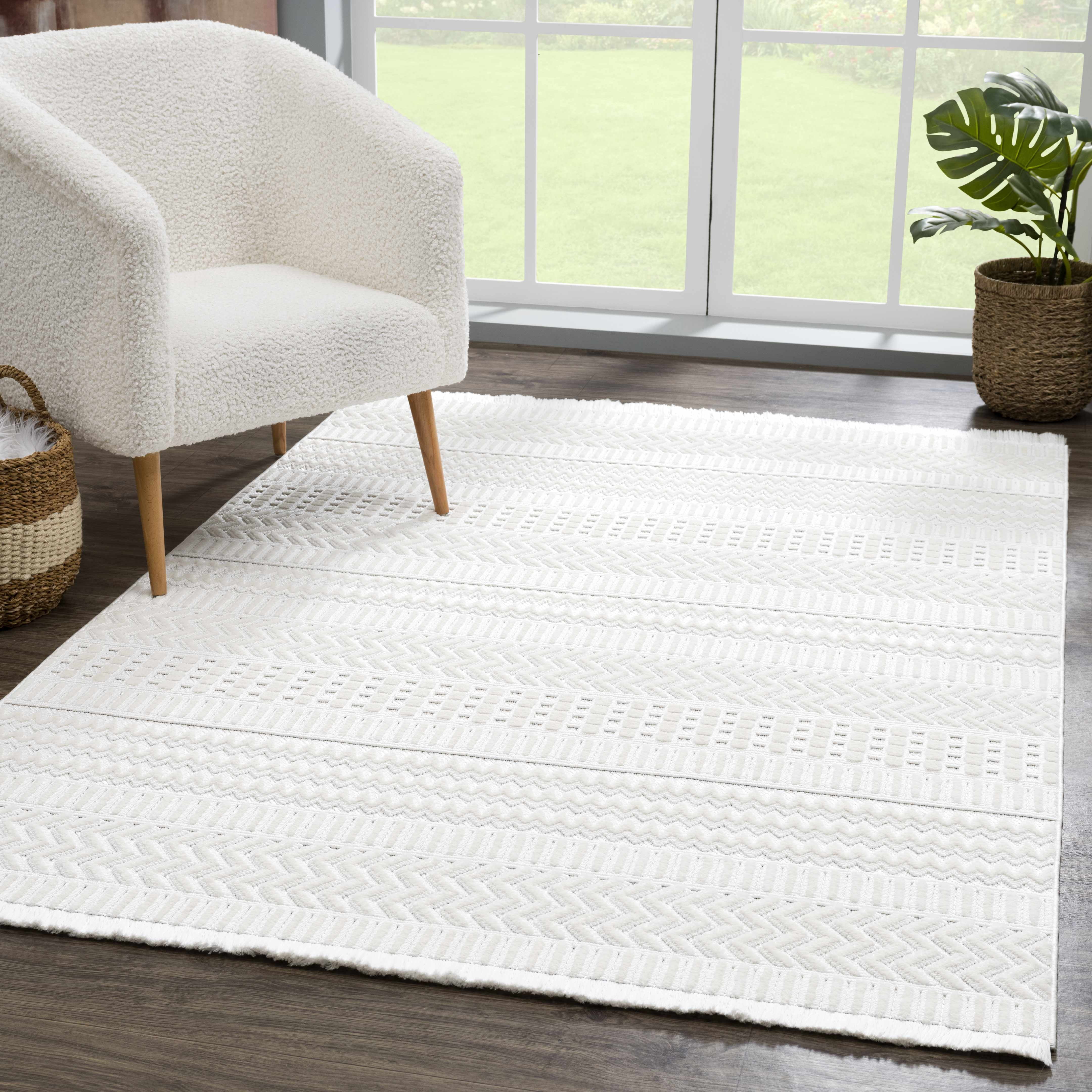 Hauteloom CIRA Living Room, Bedroom Area Rug - Traditional, Transitional - High Pile - White - 8'10" x 12'