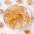 thumbnail image 3 of Xiao Hua Piedra cruda de cristal amarillo natural de 100 g, piedra de aromaterapia de 2-3 cm de tamaño, piedra triturada de expansión, adorno decorativo para bonsái, piedra cruda., 3 of 5