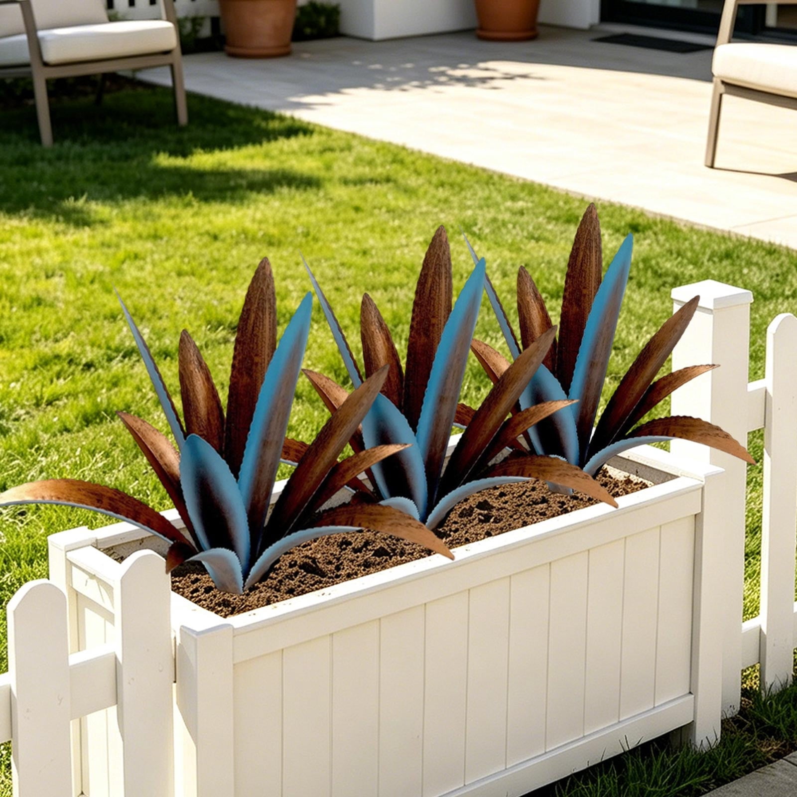 Gumesh Metal Agave Garden Art Metal Plant Country Sculpture Statue Outdoor Decoration Agave Metal Plant Courtyard Garden Lawn Ornament Gift