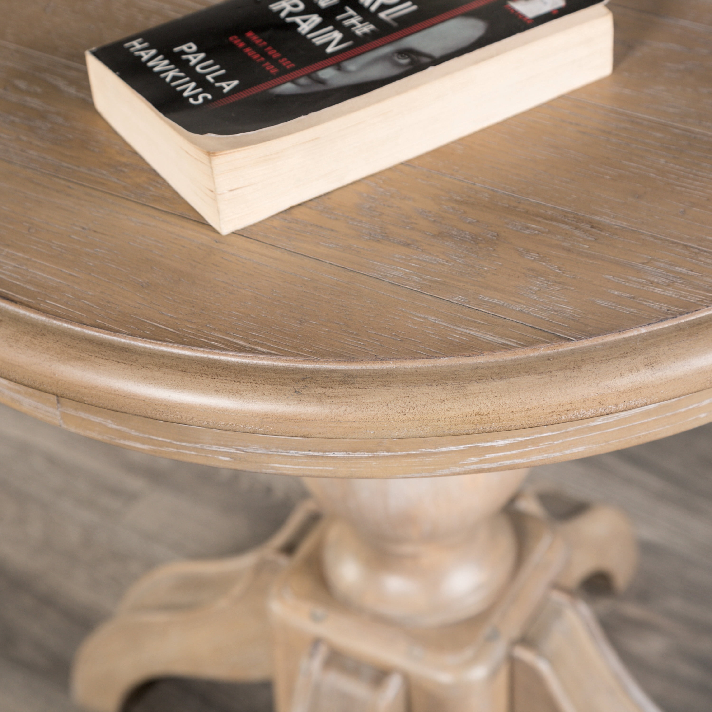 Furniture of America Lociste Farmhouse Solid Wood Round End Table, Light Washed White
