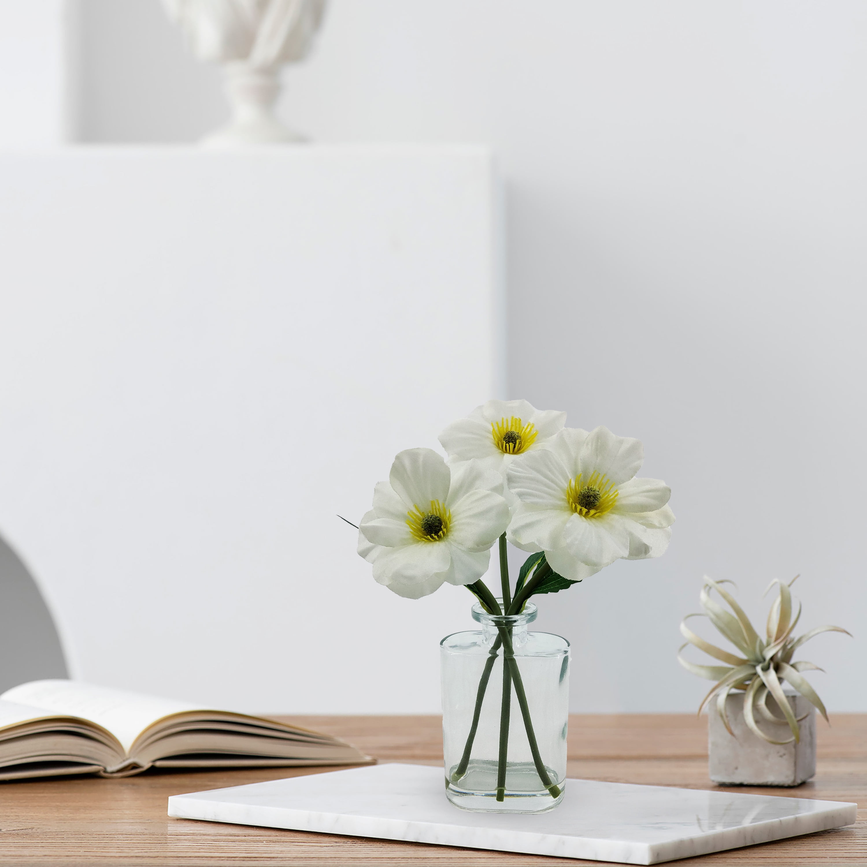 Mainstays 9 in Indoor Artificial Magnolia in Glass Vase, White