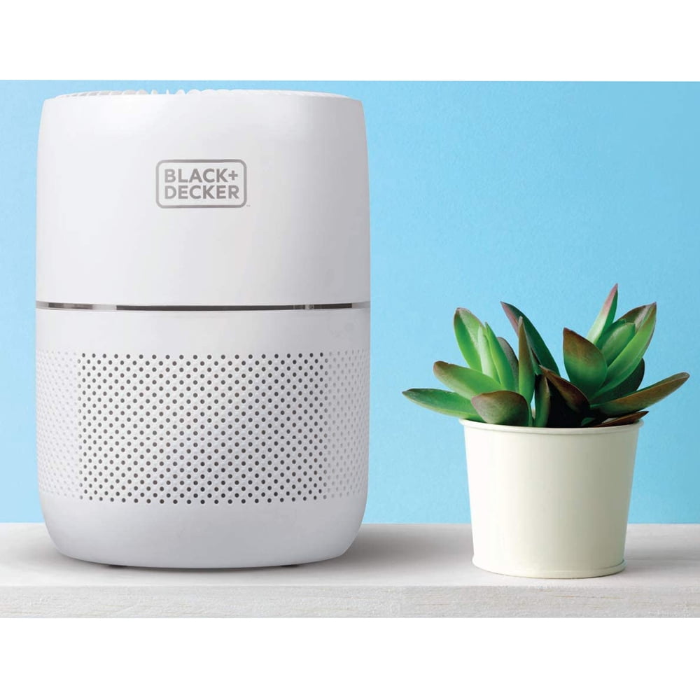 Black+Decker BAPT02 Tabletop 3-Stage Air Purifier with Air Quality Indicator Light