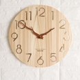 thumbnail image 2 of Reloj de pared digital grande de madera, redondo y silencioso, de 12 pulgadas y con pilas. Sin hojas, 2 of 7