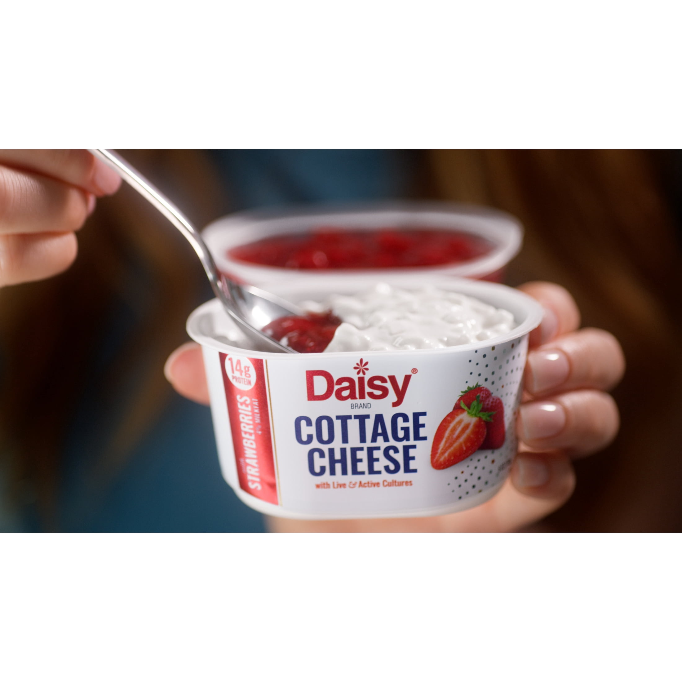 Daisy Cottage Cheese with Strawberry, 4% Milkfat, 6 oz Cup (Refrigerated) – 14g of Protein per Serving