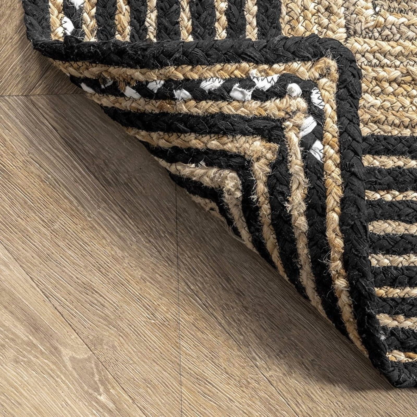 4x9 Ft Black & White Cotton Jute Area Rug, Hand-Woven, Reversible, Farmhouse Boho Style, Durable & Pet-Friendly Rug for Living Room, Dining Room, and Bedroom