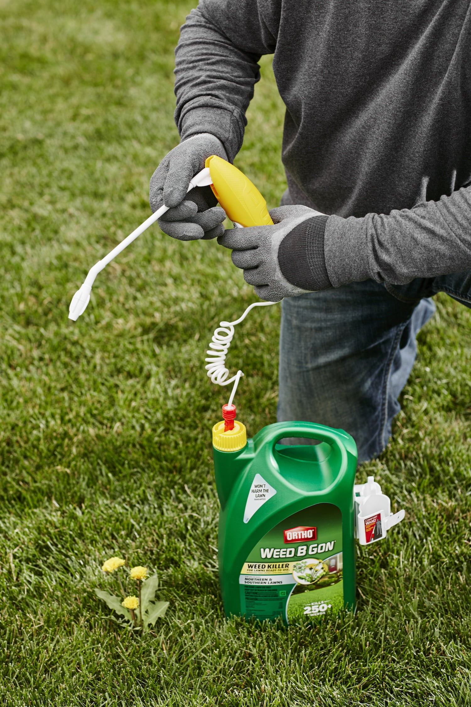 Ortho Weed B Gon Weed Killer for Lawns Ready-to-Use, 1 gal with Comfort Wand