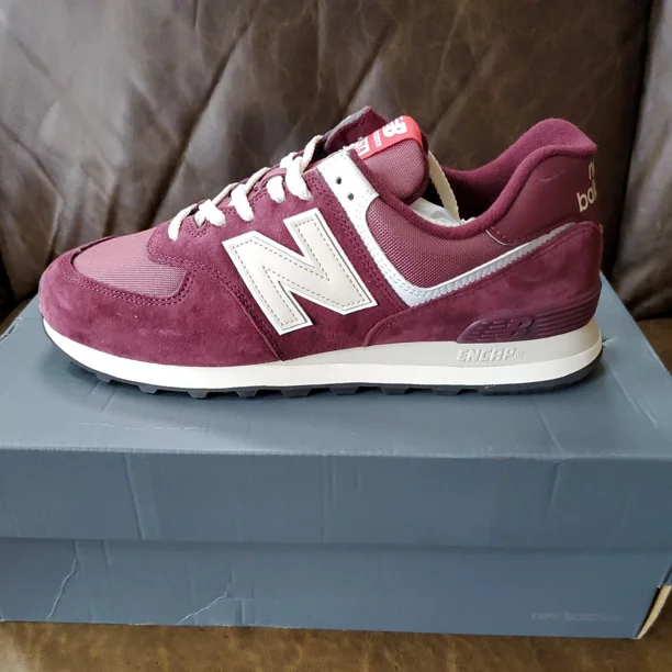 New Balance 574 Low Athletic Shoes Maroon Grey Men’s Size 12 D