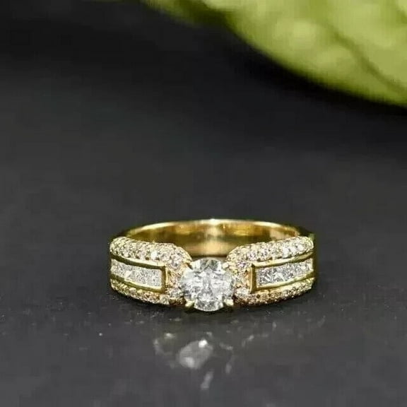 2Ct Round Cut Simulated Diamond Women's Engagement Ring 14K Yellow Gold Plated