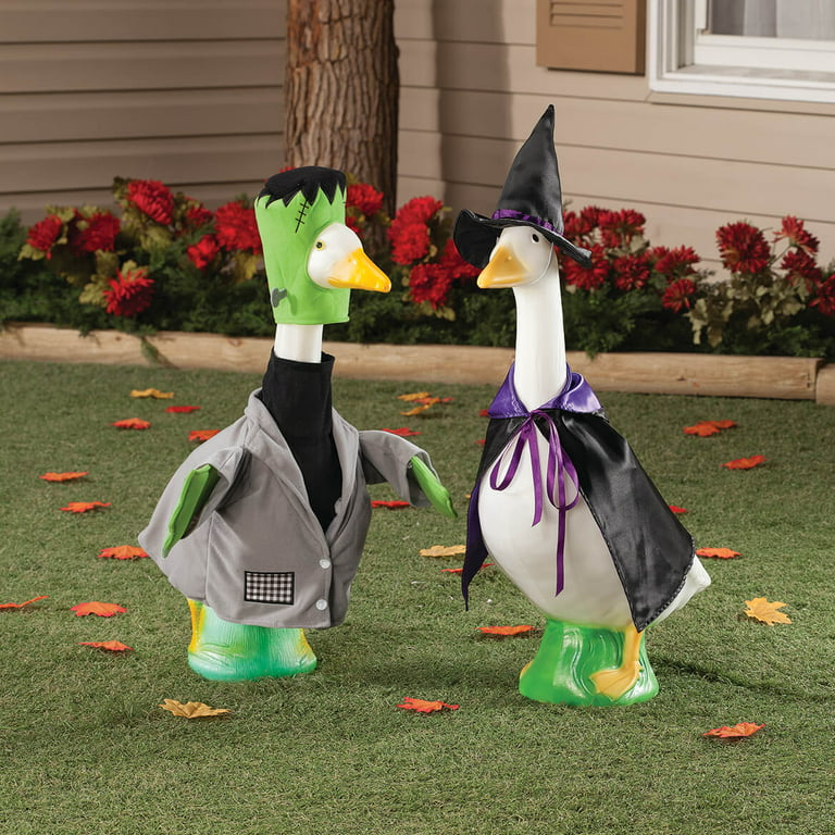  Fox Valley Traders Dinosaur Goose Outfit by GagglevilleTM : Fox  Valley Traders: Patio, Lawn & Garden