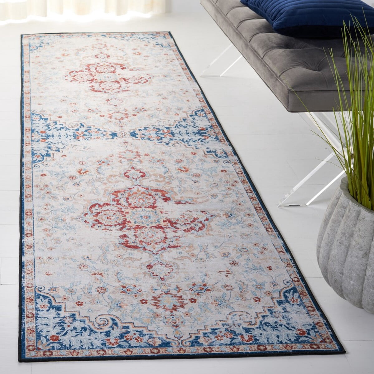 SAFAVIEH Tucson Soho Daven Traditional Machine Washable Runner, 2'6" x 8', Beige/Rust