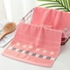thumbnail image 4 of Toalla de baño de algodón premium | Altamente absorbente y de secado rápido | Toalla de spa suave de 73 x 34 cm para baño, hogar y visitas | Amarilla, rosa o azul, 4 of 6