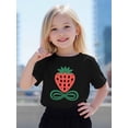 thumbnail image 1 of Linda camiseta de manga corta para niñas con lazo verde y estampado de fresas, perfecta para ropa informal de verano con cuello redondo., 1 of 6