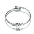 thumbnail image 1 of Fiudx Pulsera Alambre Acero Inoxidable 26 Letras con Forma de Corazón, 1 of 1