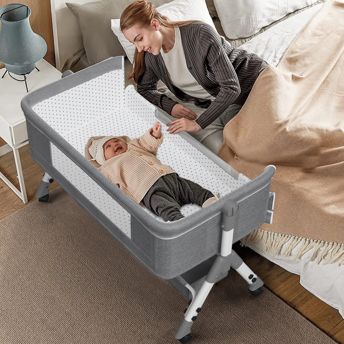 Baby Bassinet 2 Height Adjustable Baby Bed and Bedside Crib Bedside Sleeper Baby Bedside Swingable Bassinet for New Born with Mattress Breathable Net Portable Baby Crib 