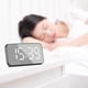 thumbnail image 4 of Reloj despertador digital Sunnimix LED reflejado grande con función de repetición USB, 4 of 8