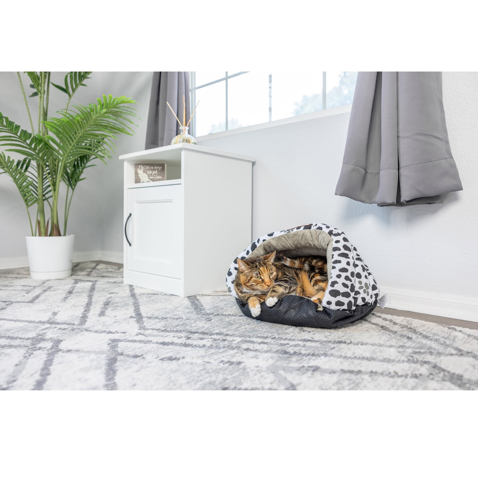 Armarkat Paw Print Cat Bed, Sage Green, 20"L x 20"W x 11"H