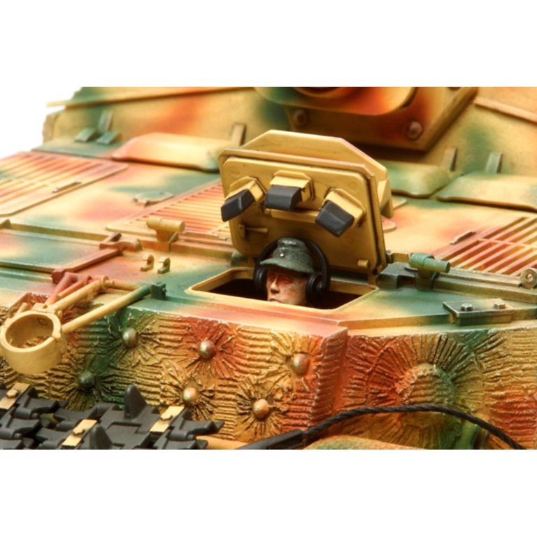 Tamiya 1/35 Military miniature series No.325 German Army Heavy tank  destroyer Elephant Plastic model 35325 TM35325// Models