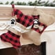 thumbnail image 4 of Bolsas de mano reutilizables con estampado de cuadros clásicos de mascotas y medias de caramelos navideños, 4 of 8