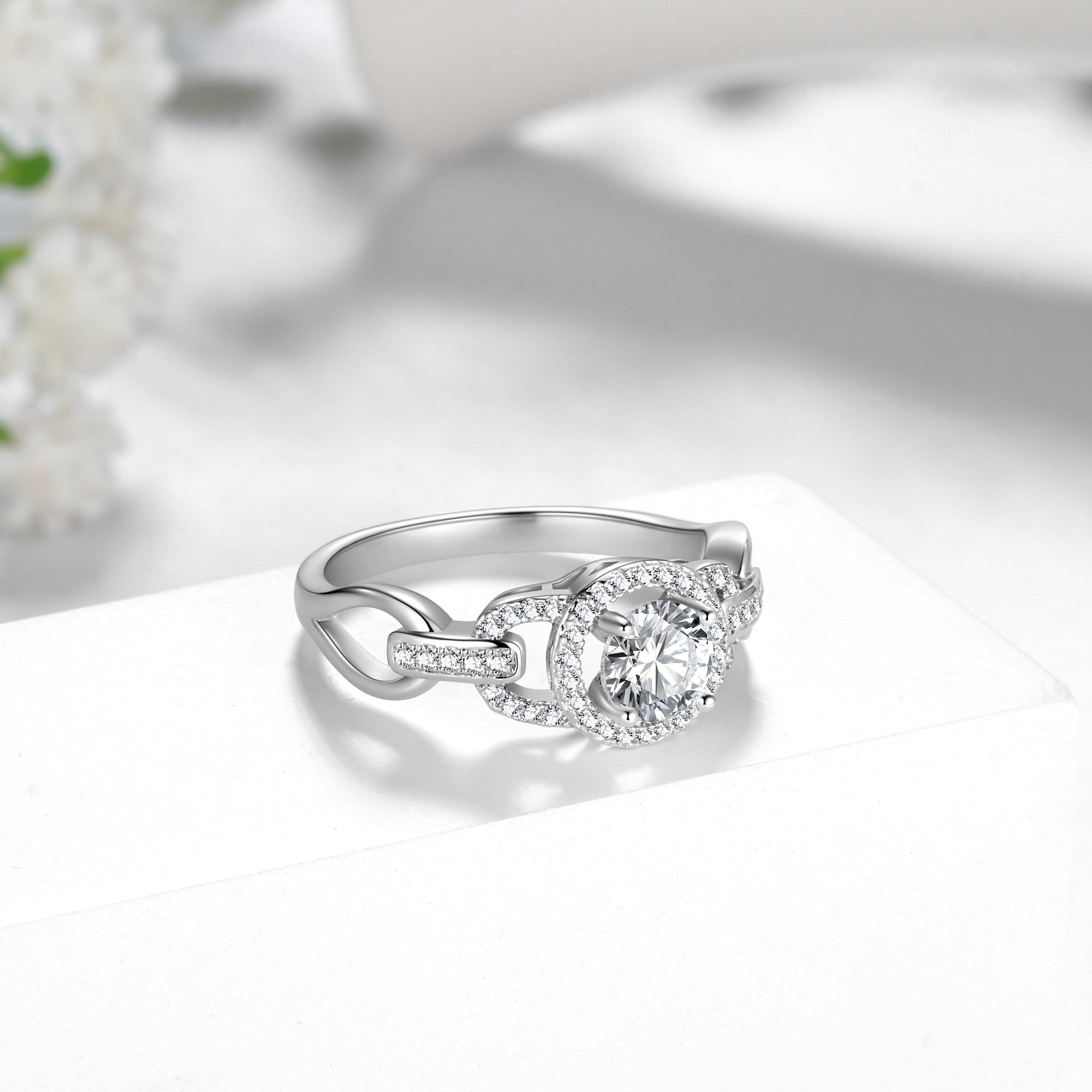 Beautlace Round Moissanite Engagement Rings,925 Sterling Silver Classic Promise Ring 0.8CT Wedding Rings for Women