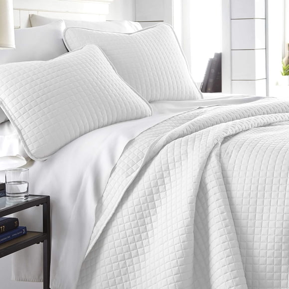 Juego de colcha Southshore Fine Living White King con 2 fundas de almohada