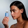 thumbnail image 4 of Olivanna Suero Diurno Iluminador de Vitamina C - Suero Facial con Ácido Hialurónico, Escualeno y Aciano - Mejora la Elasticidad de la Piel - 30 ml, 4 of 5