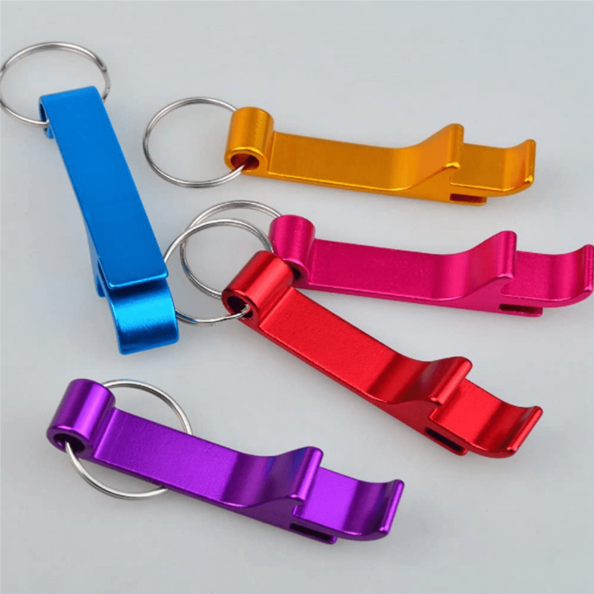 200Pcs 8 Color Metal Bottle Opener, Split Key Ring Chain Keychain Bulk Aluminum Pocket Claw Bar Soda Beer Bottle Opener