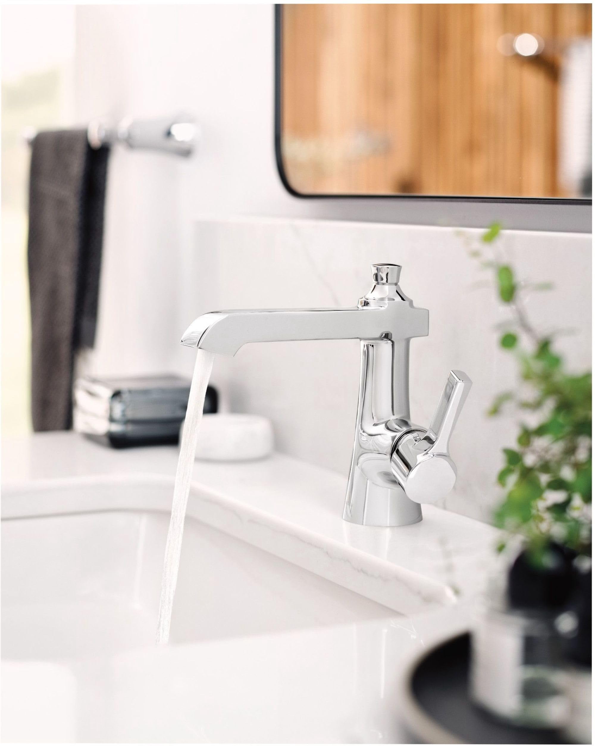 Moen S6981 Flara 1.2 GPM Single Hole Bathroom Faucet - Chrome
