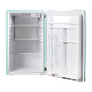 Magic Chef 0.7-cu. ft. 700-Watt Retro Countertop Microwave and 3.2-cu. ft. Energy-Star Certified Retro Mini Fridge Kit, Green