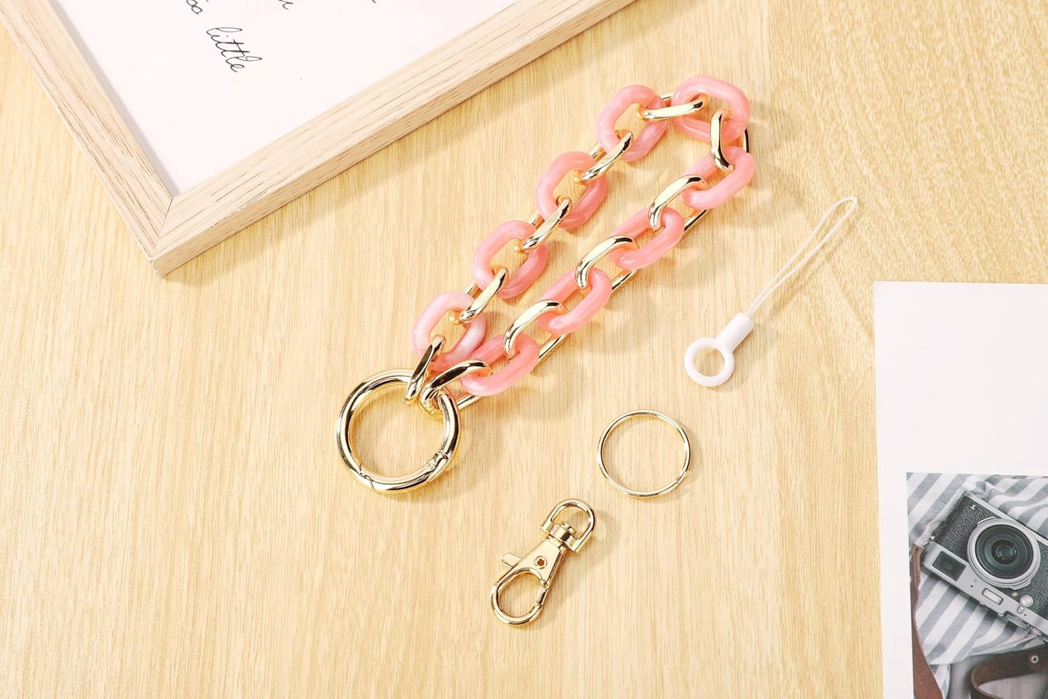 Stylish Wrist Lanyard Keychain Wristlet Key Chains Resin and Hardware Chains Link Gold Key Ring Bracelet for Women