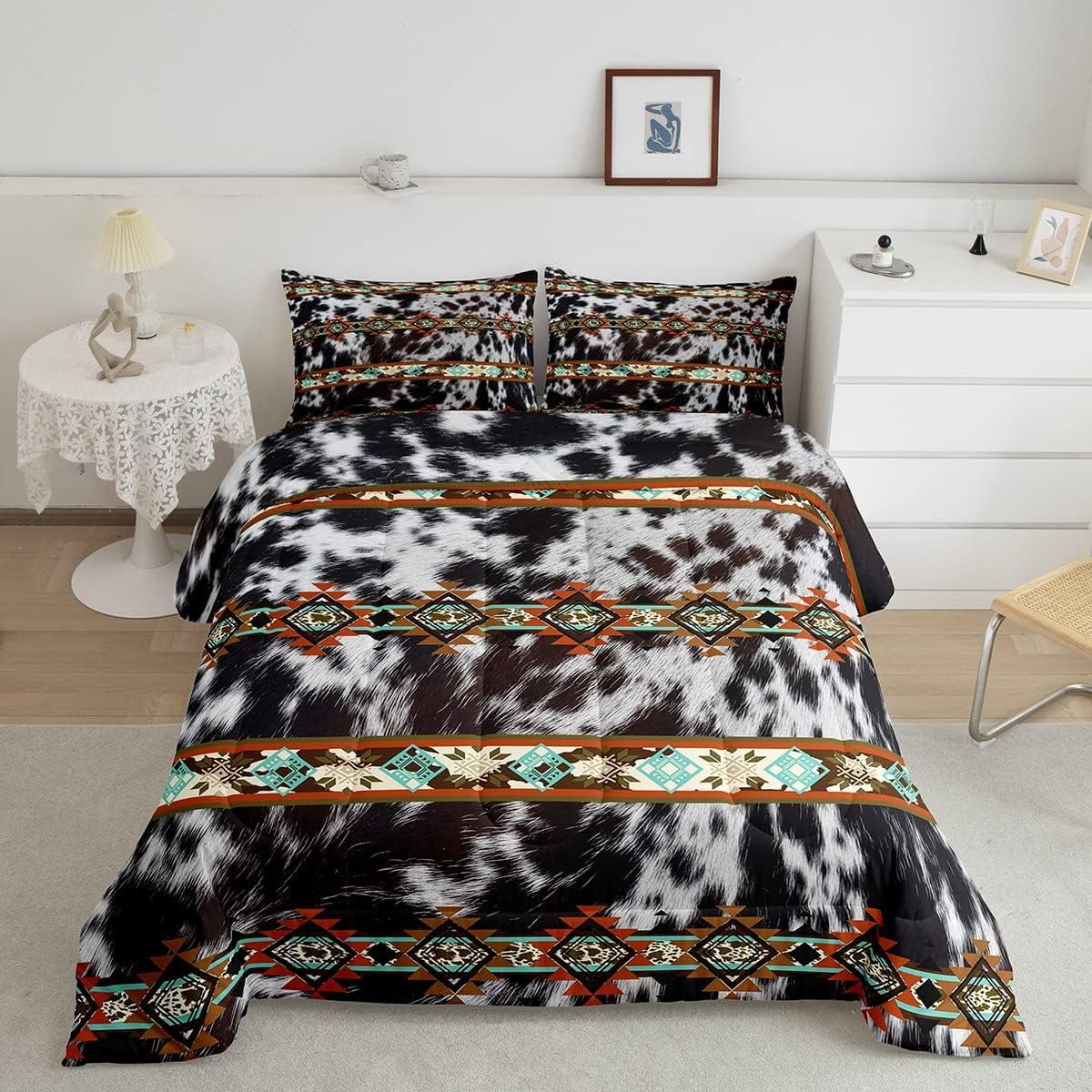 YST Cowhide Quilt Black and White Highland Cow Print Full Comforter Set