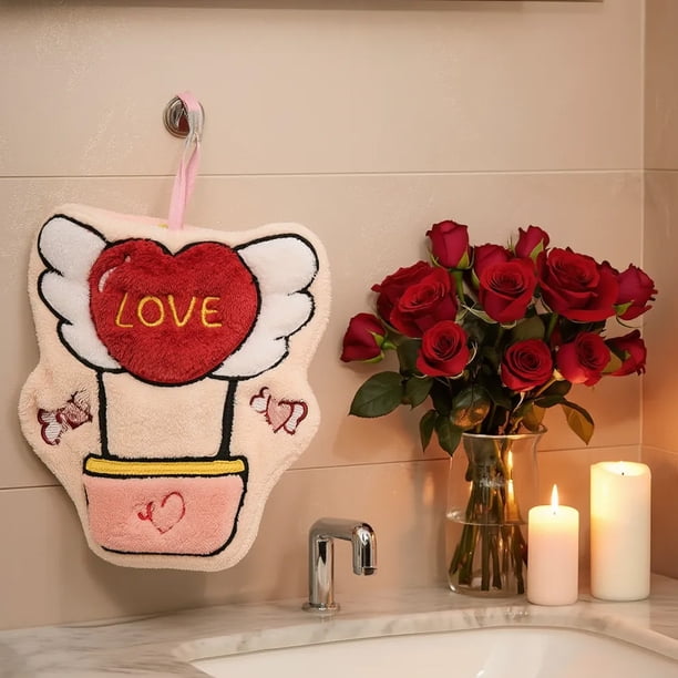 Toalla de mano colgante de forro polar con diseño de corales para San Valentín, con corazones, copas de vino y globos aerostáticos. Toallas de mano de poliéster.
