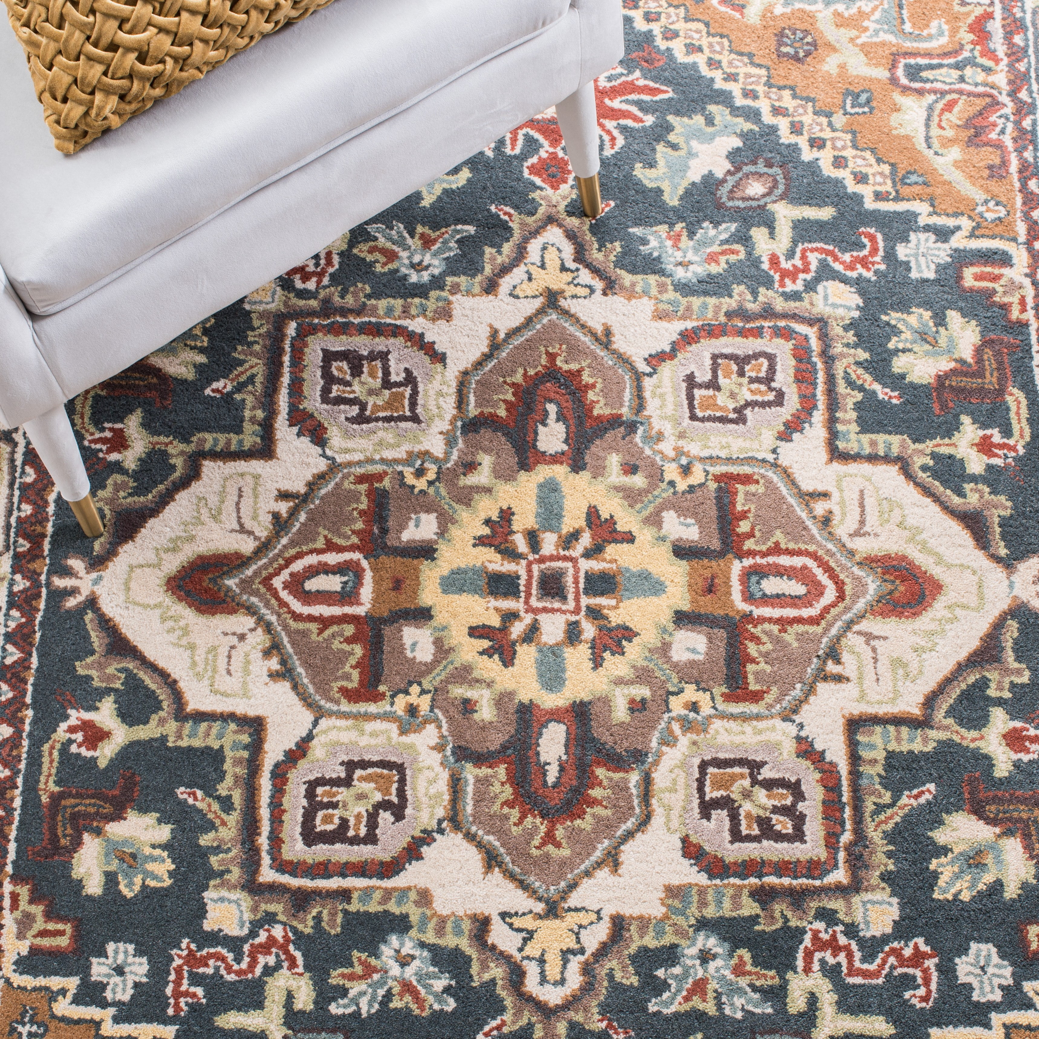 Safavieh Heritage York Oriental Wool Runner Rug, Dark Green/Brown, 2'3" x 12'