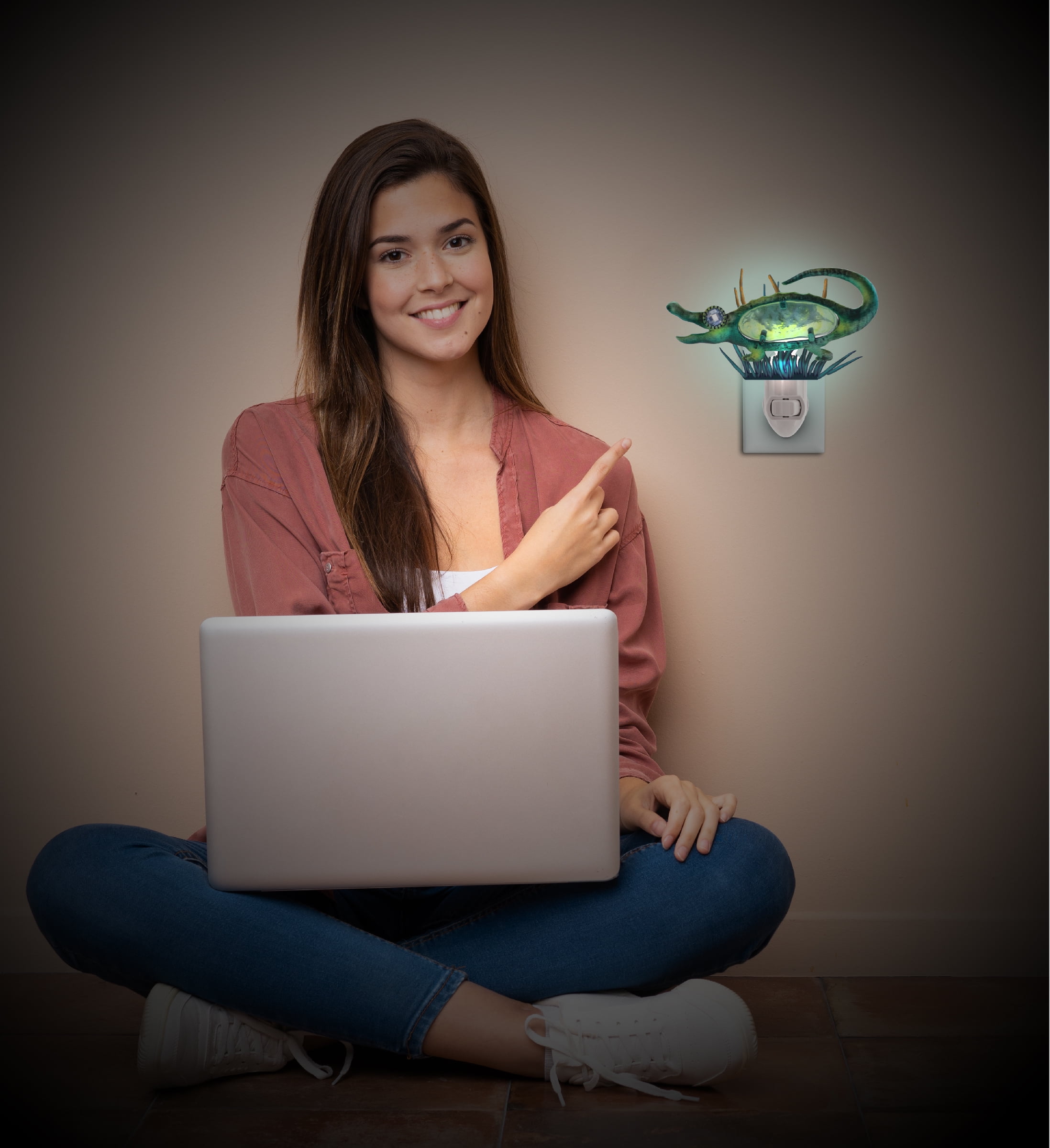 COTA Global Alligator Night Light - Home Décor Wall Plug in Night Light with Switch, Unique Decorative Hand Made Metal & Glass Nightlight for Bathroom, Nursery, Hallway, Kitchen, & Bedroom - 5 Inches
