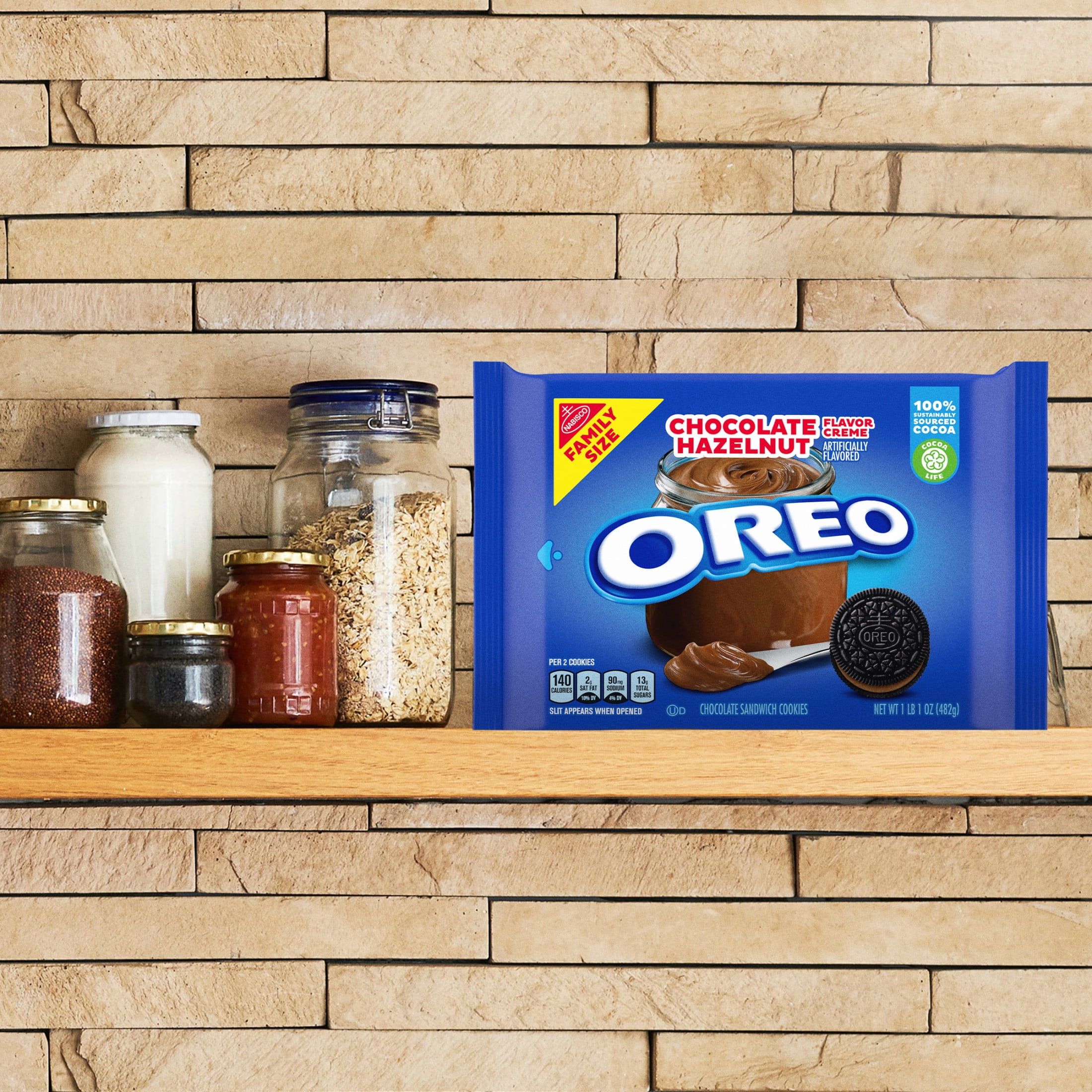 (3 pack) OREO Chocolate Hazelnut Creme Sandwich Cookies, Baked, Family Size, 17 oz, Shelf Stable Plastic Tray