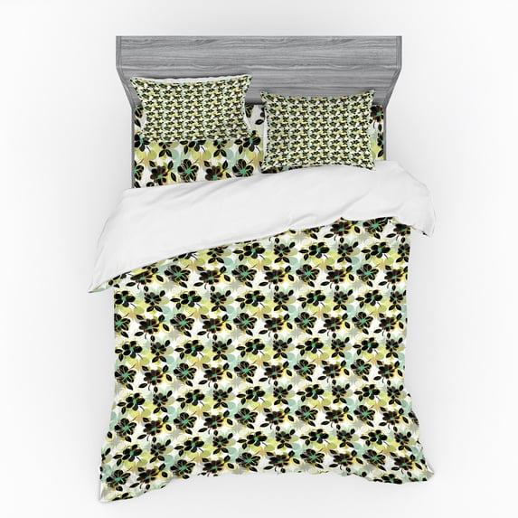 Floral Duvet Cover Set, Grunge Style of Flowers Drawn by Paintbrush Strokes Garden Art, Bedding Set with Shams and Fitted Sheet, 3 Sizes, by Ambesonne