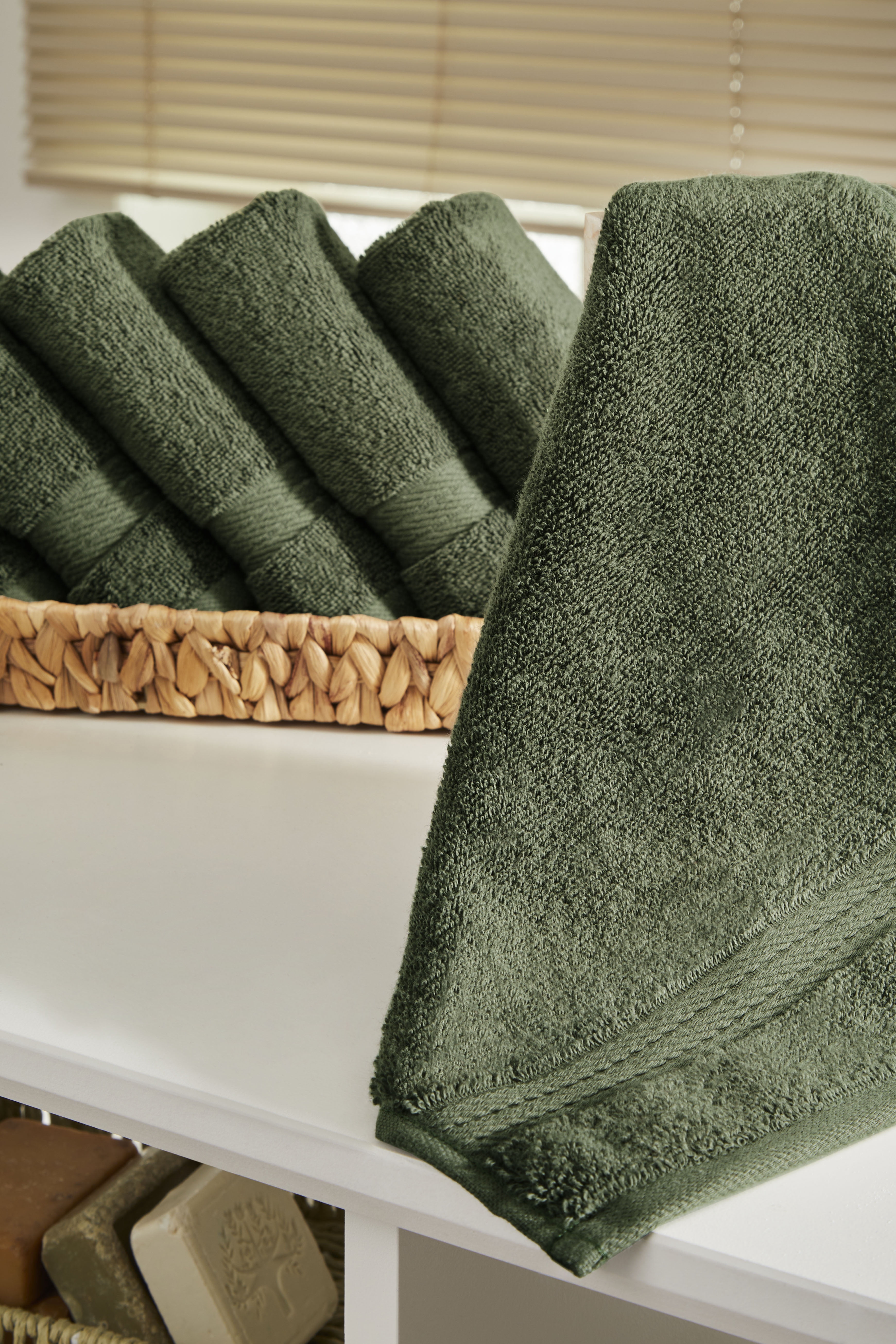 Ozdilek 6-Piece Washcloth Set 13x13 Bath Towels 100% Turkish Cotton, 600 GSM, Soft, Gentle on Sensitive Skin, Multi-Purpose Use, Washable, Reusable, Ideal for Baby Care & Spa 6 Towels (Fern Green)